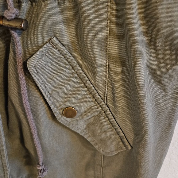 Maurices woman SZ L Long Military Green Vest Pockets Cinched Waist Grunge Cotton - Picture 3 of 7